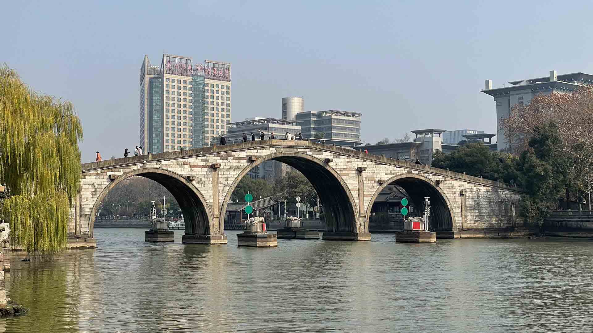 Hangzhou Grand Canal Citywalk Day Tour