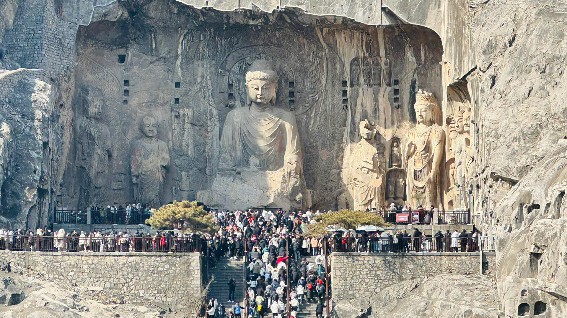 Luoyang Longmen Grottoes